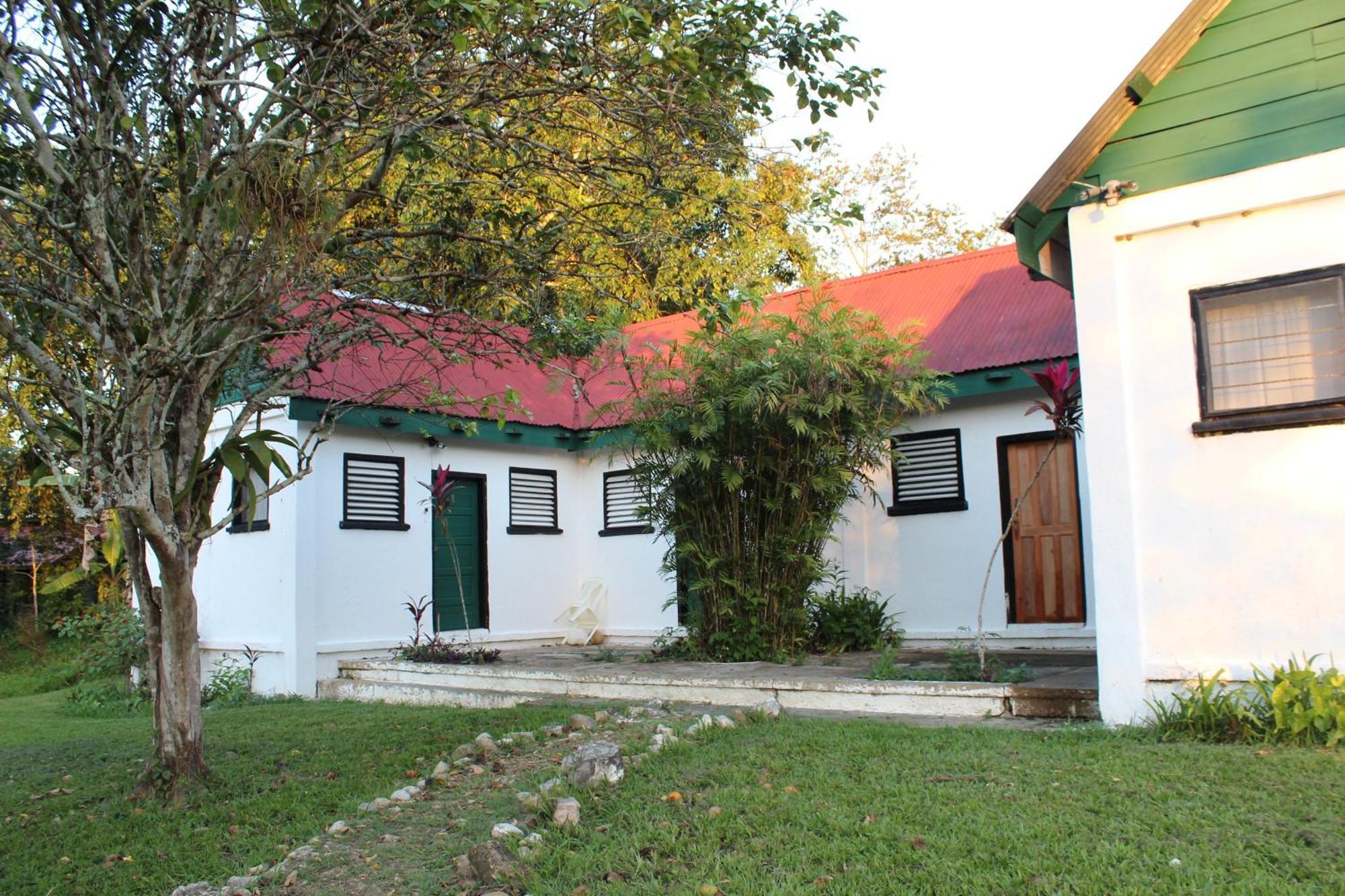 Villa Nabitunich San Ignacio Esterno foto